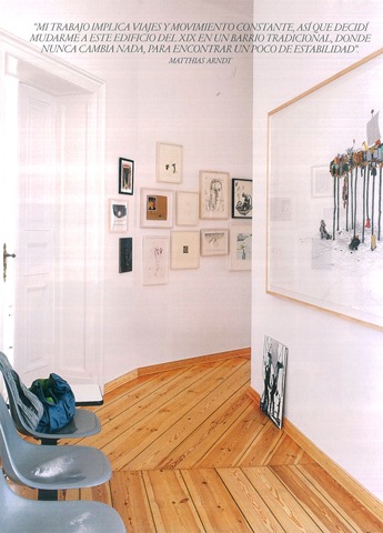 [Casa de Valentina - corredor com quadros[5].jpg]